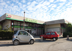  Supermercato Ciccotti di Via Deledda